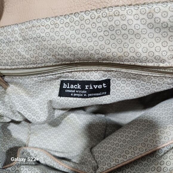 Black Rivet Taupe Leather Purse Normcore Everyday Carryall Classic Neutral - Picture 9 of 15